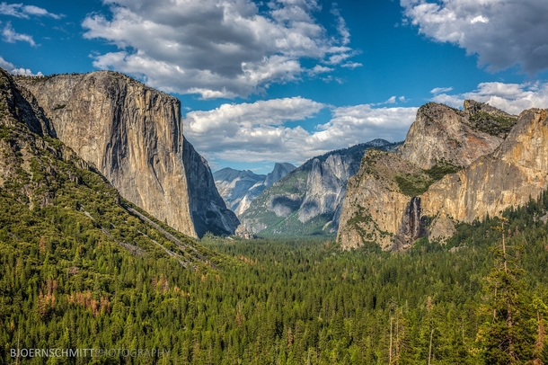 Yosemite Valley by Bjoern Schmitt 
