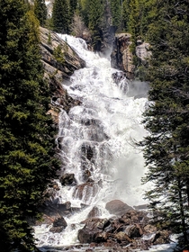  Hidden Falls in the Grand Teton Natl Park early Spring  x