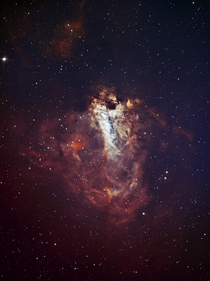  hours exposure on the Omega Nebula or Swan Nebula in Bicolor from my balcony 