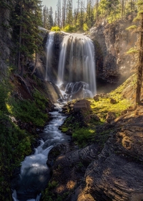  Looking Back A epic off trail waterfall from southern Washington state OC  for more photos IG john_perhach_photo