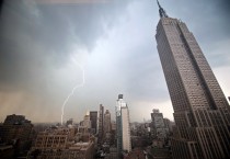  Manhattan Storm by navid j