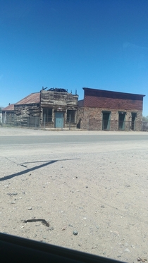  Some abandoned shops in small town America Southern California