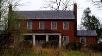 A closer view of abandoned house in Virginia