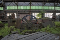 A Giant Flywheel Inside an Abandoned Steel Mill That Helped Produce Atomic Weapons in Upstate New York 