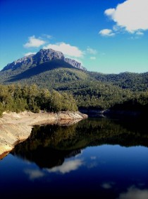 A photo i took of Mirror lake under Cradle Mountain Tasmania 