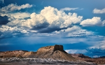 A plateau in Utah that is about to be hit by a thunderstorm 