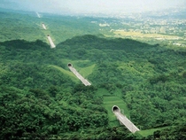 A series of tunnels through Taiwan Credit to uOda_nicullah x-post rpics 