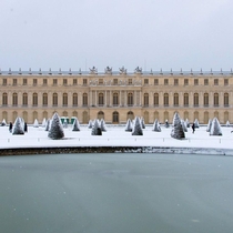 A very snowy day in Versailles France