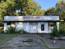 Abandoned Book Store outside Du Quoin Illinois 