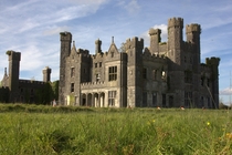 Abandoned castle in Ireland 