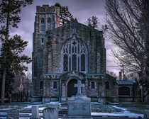 Abandoned chapel 