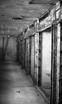 Abandoned death row on film - Eastern State Penitentiary