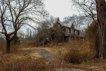 Abandoned farm house on East Coast