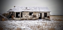Abandoned farm house Springville UT 