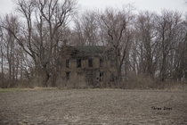 Abandoned farmhouse Central Illinois x 