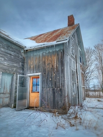 Abandoned farmhouse in Canada