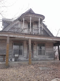 Abandoned farmhouse northern Missouri