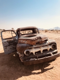 Abandoned Ford in Solitaire Namibia 