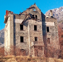Abandoned hotel in Italian Alps 