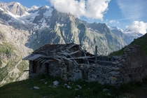 Abandoned house in the Italian Alps OC 