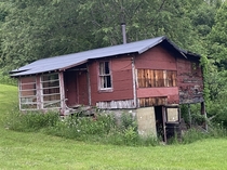 Abandoned house Point Mountain WV