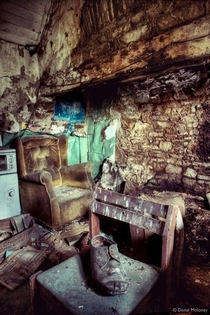 Abandoned Irish house Looks as though it has been untouched 
