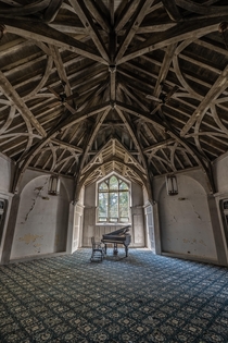 Abandoned Lodge