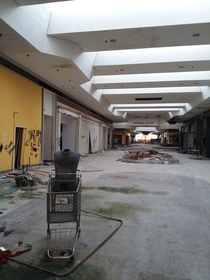 Abandoned mall Sorry for the picture quality you can blame the android for that