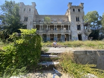 Abandoned mansion is the south of France