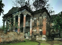 Abandoned Mansion near Calcutta India