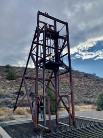 Abandoned mine shaft in southern Utah
