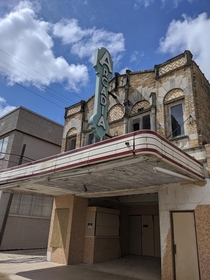 Abandoned movie theater in Temple TX