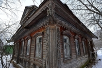 Abandoned Russian House in the Yaroslavl Region OS Gallery in comments 