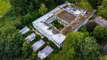 Abandoned school from above