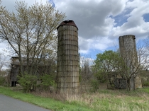 Abandoned silos and barn northeast US