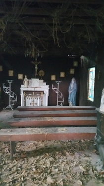 Abandoned tiny chapel Kansas City