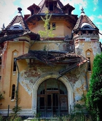 Abandoned Treatment House - Baile Govora Valcea County Romnia
