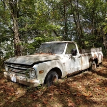 Abandoned truck at an old farm in Indiana