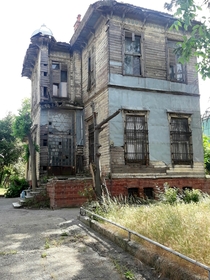 Abandoned wooden house in Istanbul
