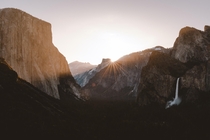 AM sunrise in Yosemite 