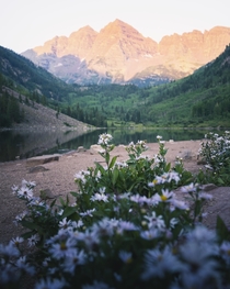 An early morning in Maroon Bells 