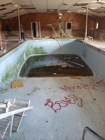 Another abandoned resort in the poconos This place is full of them