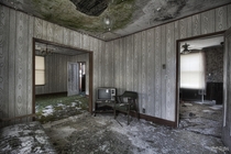 Awesome Decay Inside an Abandoned House in Rural New Brunswick Canada 