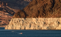 Bathtub ring of Lake Meade on the Colorado River Photo by Ethan Miller 
