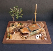 Beautiful Miniature Abandoned Diorama
