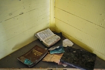 Book nook inside an abandoned house in rural Florida