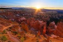 Bryce Canyon Sunrise from Sunset Point - Photo by Phil Varney 