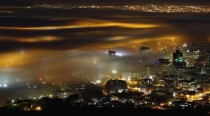 Cape Town engulfed in fog 