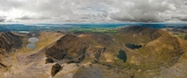 Carrauntoohil m MacGillycuddys Reeks panoramic views surrounding Irelands highest mountain 