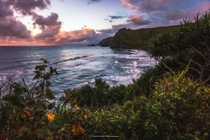Check out this amazing sunset hike at Polulu Valley Hawaii 